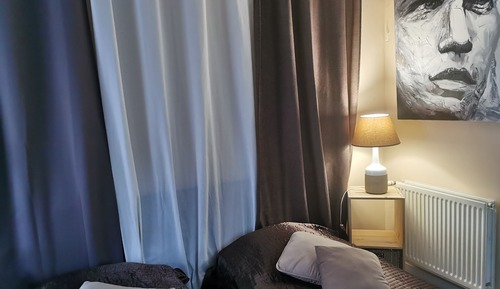 Habitación con 1 cama doble o 2 individuales