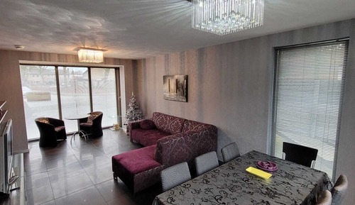Casa de lujo, 5 habitaciones