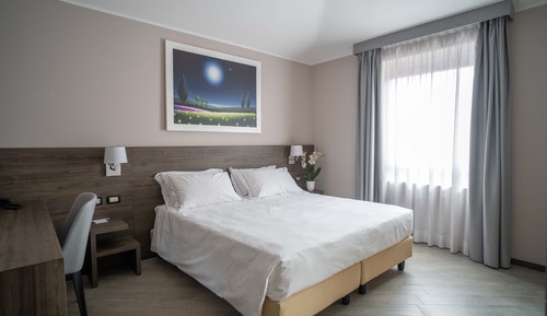 Habitación estándar con 1 cama doble o 2 individuales