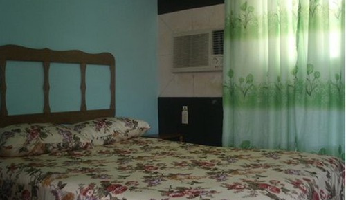 Habitación clásica, varias camas, baño privado