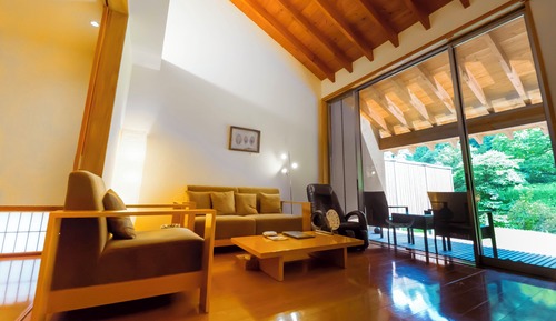 Suite de lujo, varias camas, no fumadores (Annex, BUNA, Private bath)