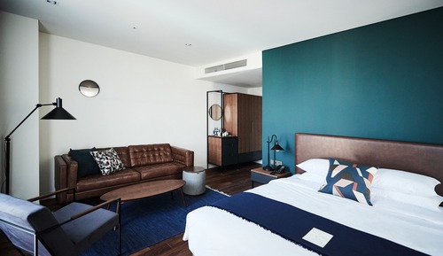 Deluxe Walnut Double Room