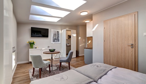 Habitación superior con 1 cama doble o 2 individuales