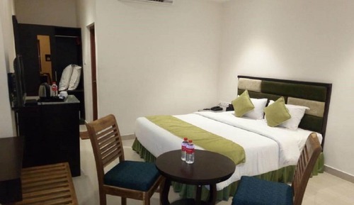 Habitación Confort doble, 1 cama de matrimonio, no fumadores