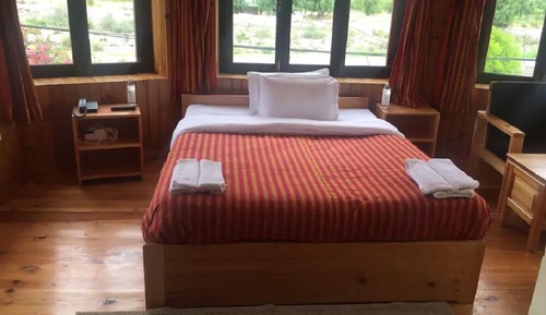Habitación estándar con 2 camas individuales, 1 cama individual, no fumadores