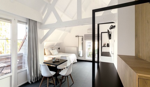 Habitación familiar doble, balcón