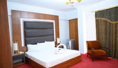 Habitación clásica con 1 cama doble o 2 individuales