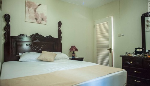 Apartamento básico, 1 cama de matrimonio, no fumadores