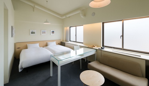 Habitación (Designer's Concept Room, Run of House)