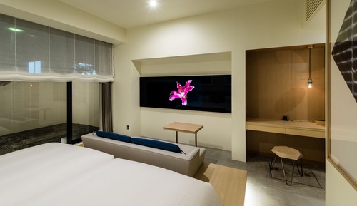 Habitación con 2 camas individuales, vistas al jardín