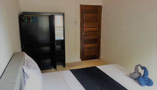 Habitación Confort doble, 1 cama de matrimonio grande, vistas al jardín, junto a la playa