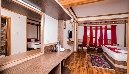 Habitación Premium con 1 cama doble o 2 individuales, 1 cama doble, fumadores, vistas a la colina