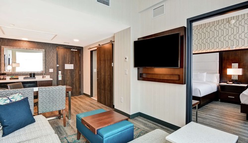 Suite, varias camas, bañera