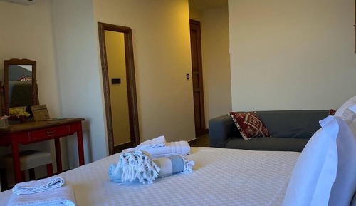 Habitación con 1 cama doble o 2 individuales