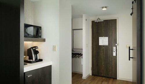 Habitación, 2 camas de matrimonio, accesible para personas con discapacidad (Hearing)