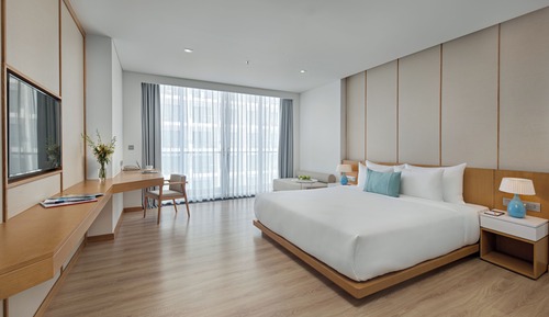 Suite Premier, 1 cama de matrimonio grande, balcón, vistas a la ciudad