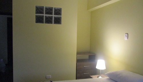 Suite estudio superior, 1 habitación, baño privado, vistas al jardín (Girasol)