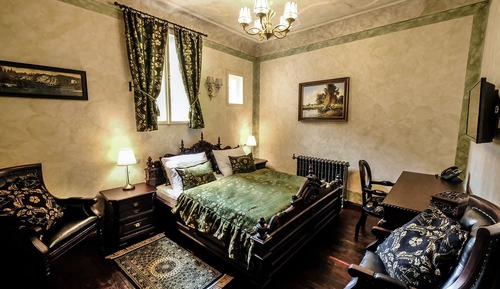 Habitación (Deluxe King 111)