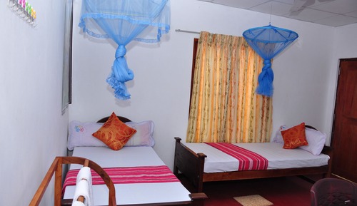 Habitación triple estándar, varias camas, no fumadores