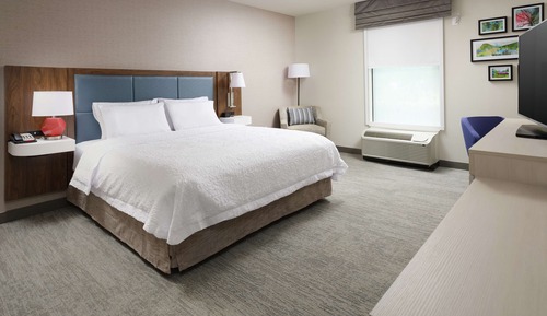 Habitación, 1 cama de matrimonio grande, accesible para personas con discapacidad, bañera