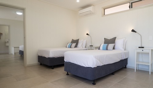 Suite familiar, varias camas, baño privado