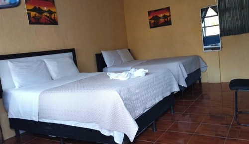 Habitación cuádruple clásica, varias camas, no fumadores