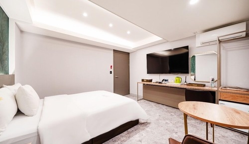 Double Room with Private Bathroom
