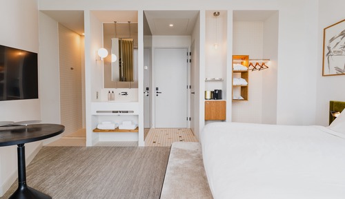Habitación Deluxe con 1 cama doble o 2 individuales, vistas al lago