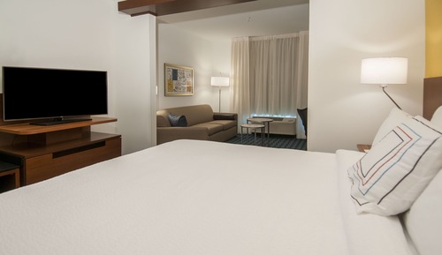 Suite, 1 cama de matrimonio grande con sofá cama