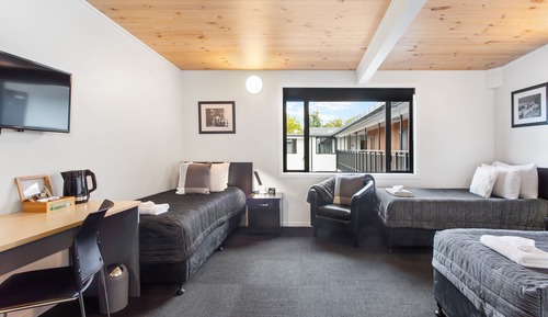 Habitación triple (The Studios)