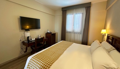 Habitación doble, 1 cama de matrimonio grande, accesible en silla de ruedas