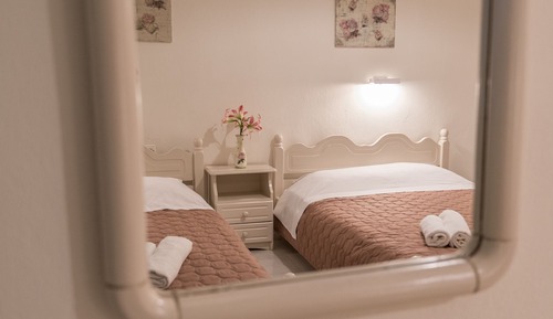 Basic Triple Room