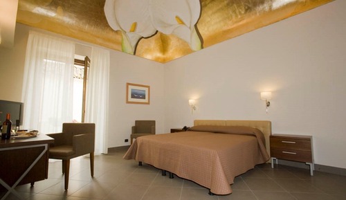 Suite familiar
