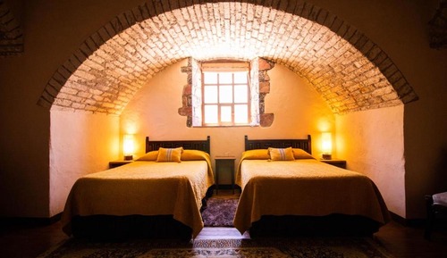 Junior Suite, 2 Double bed, No smoking	VIII