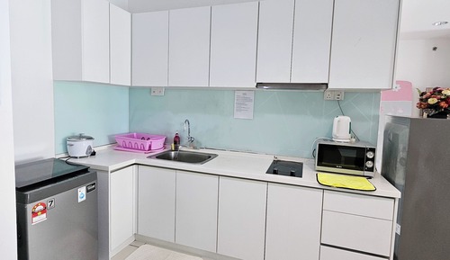 Estudio exclusivo, varias camas, vistas a la ciudad