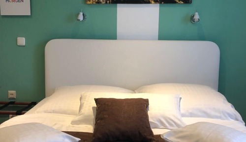 Habitación estándar con 1 cama doble o 2 individuales