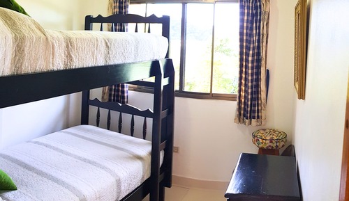 Apartamento familiar, varias camas, no fumadores (Las Molas)