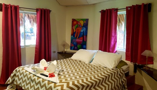 Cabin, 1 Queen Bed, Non Smoking