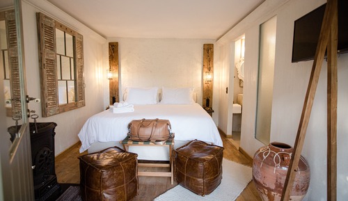 Oporonas Country Room II
