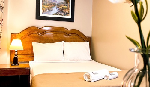 Single Room, Private Bathroom