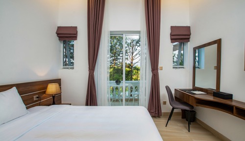 Habitación Deluxe con 1 cama doble o 2 individuales, vistas al lago