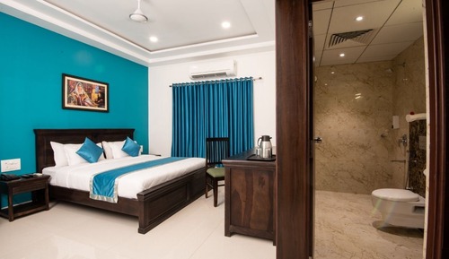 Habitación de lujo doble, 1 cama de matrimonio grande, fumadores