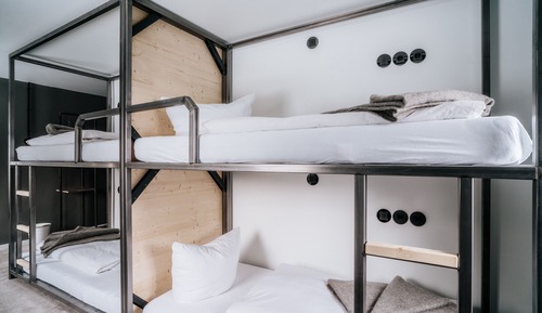 Habitación familiar, varias camas, bañera