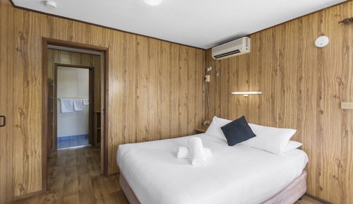 Ensuite Cabin (Pet Friendly)