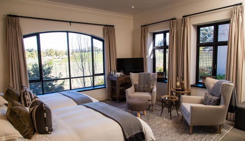 Suite estudio superior, 2 camas dobles, vistas al jardín