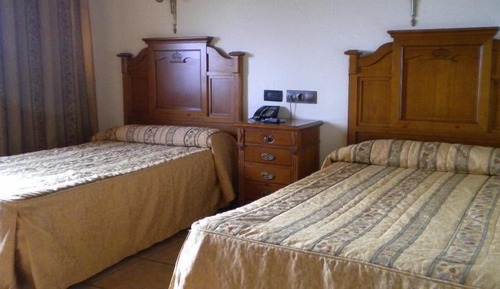 Habitación triple económica