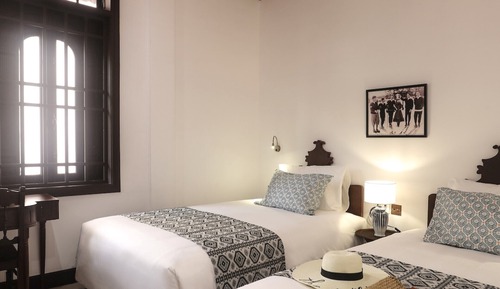 Habitación junior con 2 camas individuales