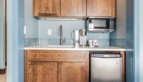 Deluxe King with Kitchenette