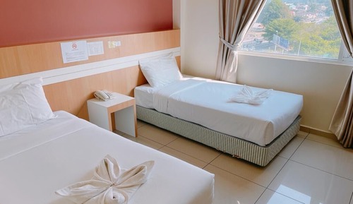 Habitación con 2 camas individuales