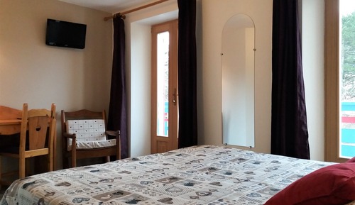 Habitación Confort con 1 cama doble o 2 individuales, no fumadores